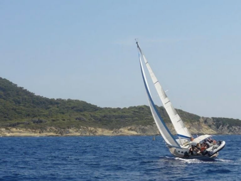 Alquiler Velero en Toulon - Comar Comet 1050