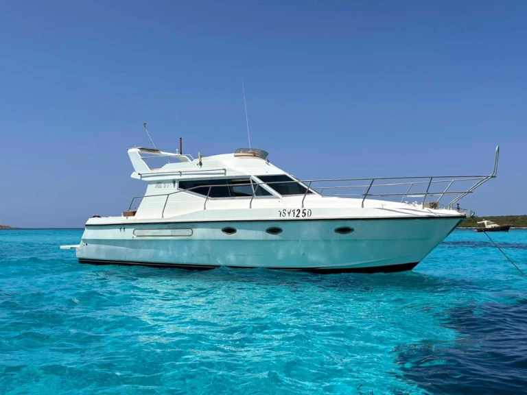Azimut Azimut 37 Fly de alquiler a Stintino