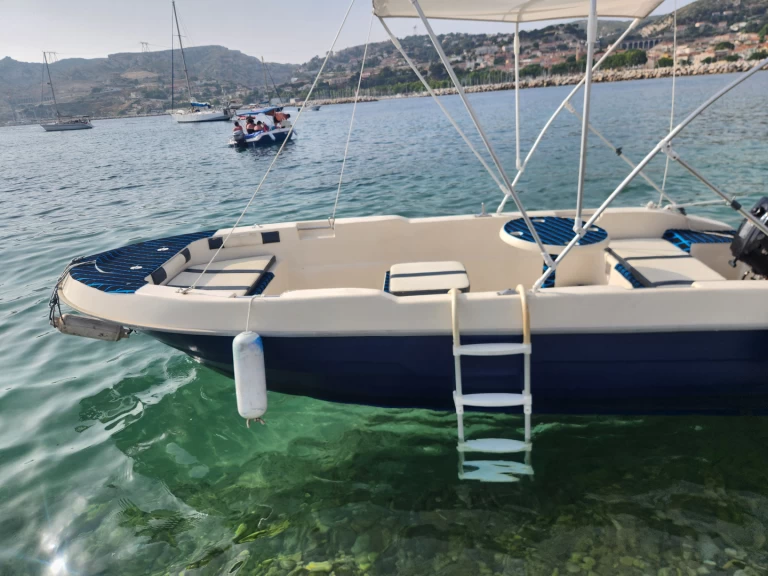 Alquiler de barcos Marsella barato de Prusa 450