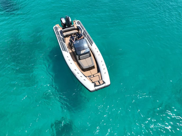 Alquiler de embarcaciones Brig Eagle 10 enGolfo Aranci en Samboat