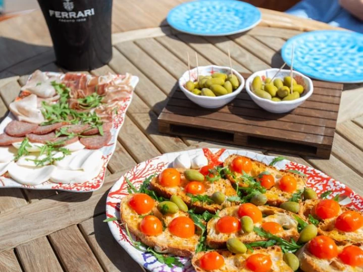 Lancha para alquilar Vieste al mejor precio