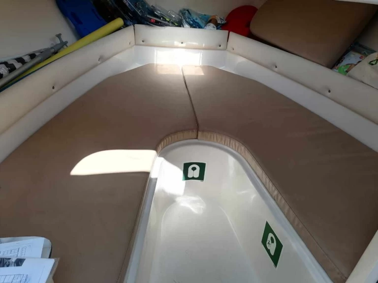 Lancha para alquilar Alikanás al mejor precio