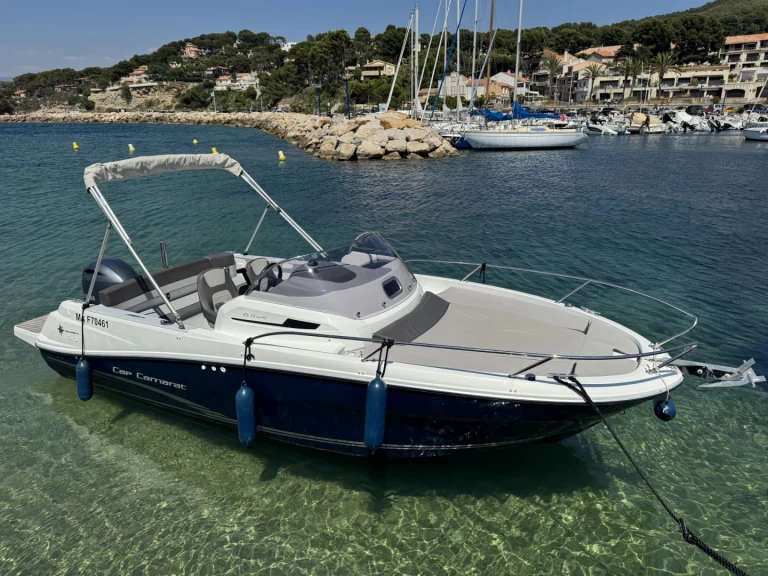 Alquiler de Jeanneau Cap Camarat 6.5 WA en La Madrague