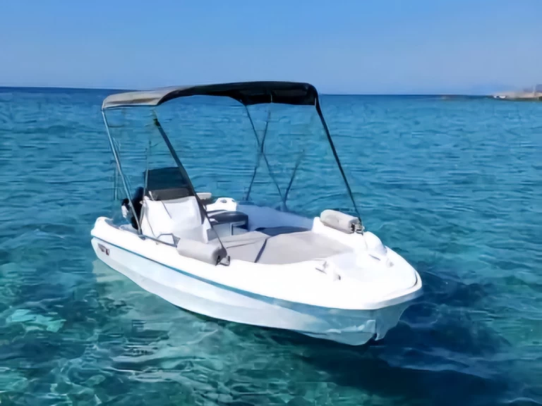 Alquiler de ROTO 450 S FAMILY en Galéria