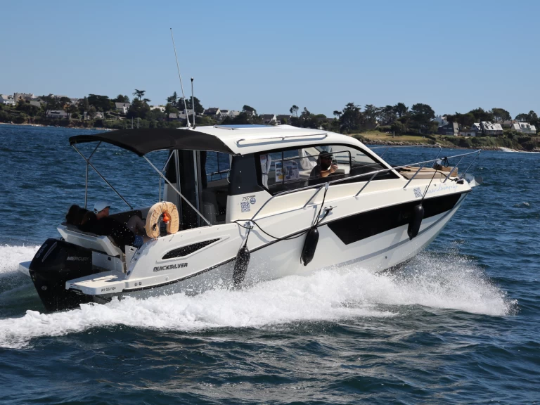 Alquiler de Lancha, con o sin patrón Quicksilver Locmariaquer