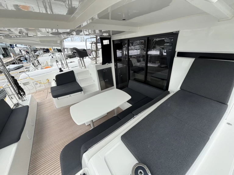 Alquiler de barcos Playa Sardinera barato de Lagoon 42