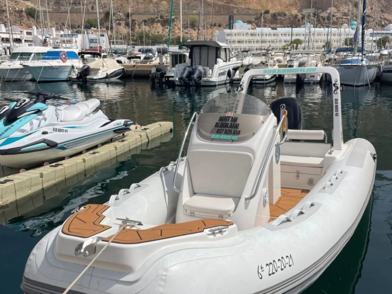 Alquiler de embarcaciones Rib boat 580 enCarboneras en Samboat