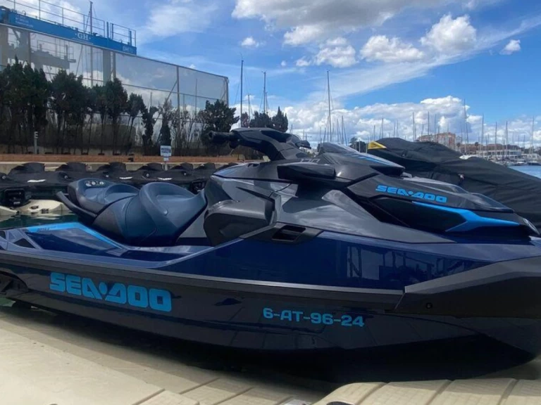 Alquiler de embarcaciones Sea-Doo 300 GT enAltea en Samboat