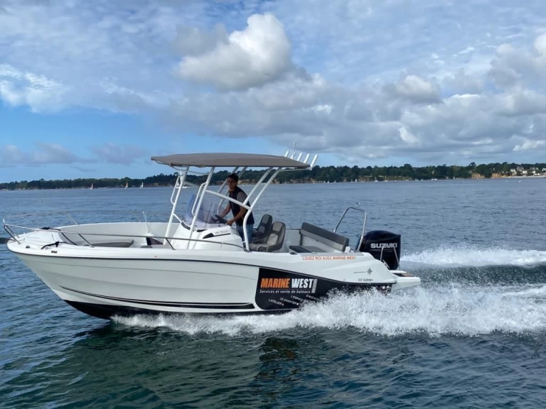 Alquiler de Jeanneau Cap Camarat 6.5 CC Serie 3 en La Forêt-Fouesnant