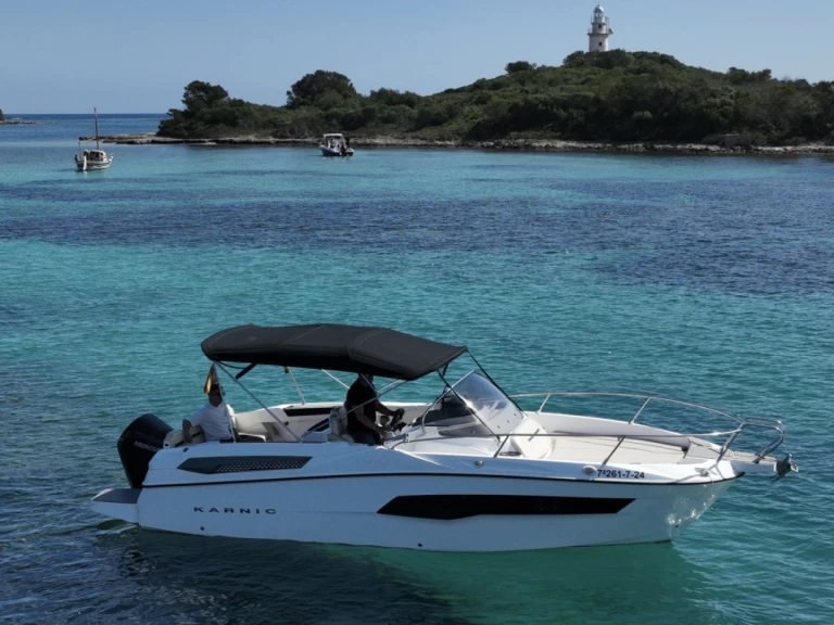 Alquiler Lancha Karnic con o sin  título de navegación