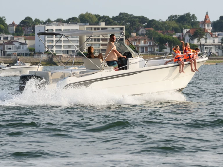 Alquiler de barcos Arcachon barato de Abaco 800 Open CC