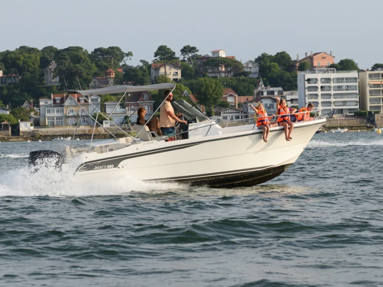 Alquiler Lancha Ocqueteau con o sin  título de navegación