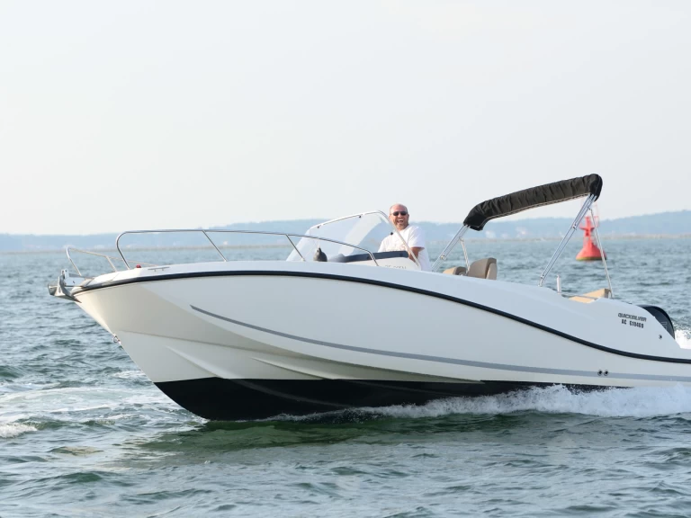 Alquiler de barcos Arcachon barato de Quicksilver 675 Activ Open