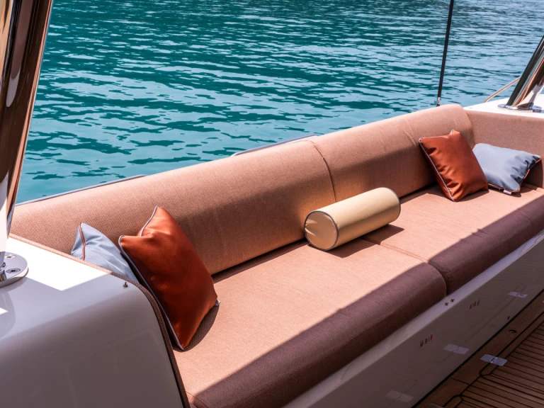 Catamarán para alquilar Capo d'Orlando al mejor precio