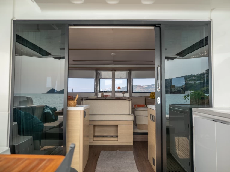 Alquiler Catamarán Lagoon con o sin  título de navegación