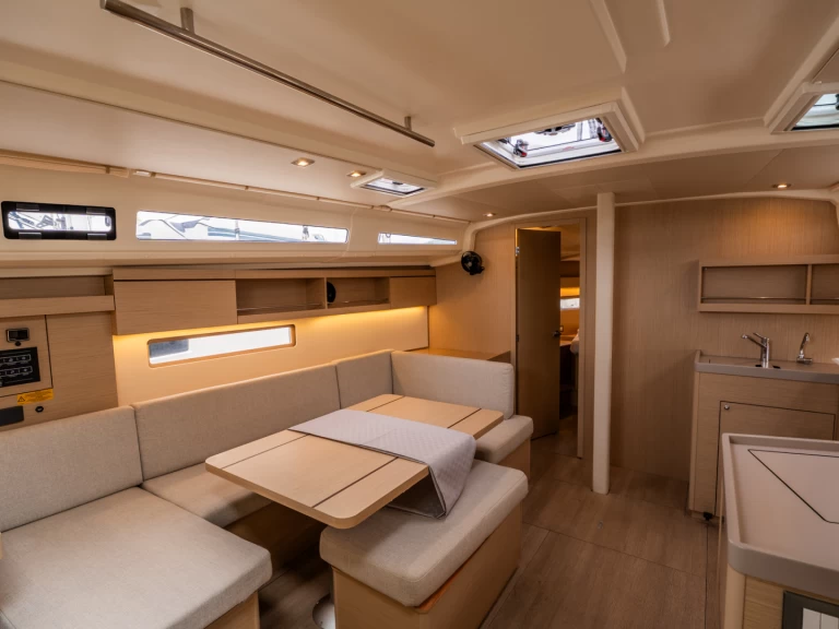 Alquiler Velero Bénéteau con o sin  título de navegación