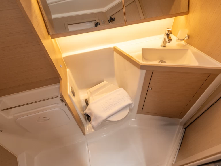 Bénéteau Oceanis 40.1 de alquiler a Salerno