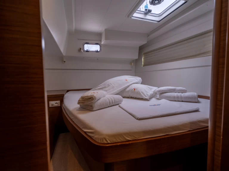 Alquiler de barcos Salerno barato de Lagoon 40