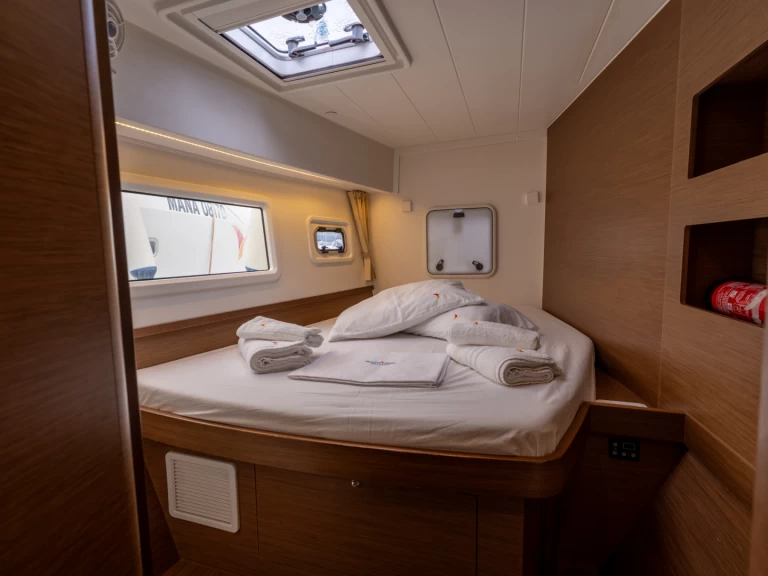 Alquiler Catamarán en Salerno - Lagoon Lagoon 42