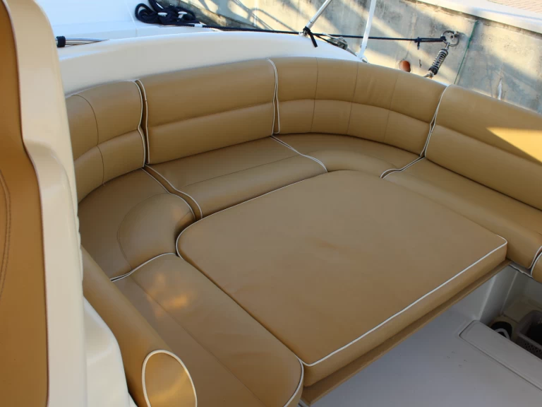 Alquiler Lancha Gobbi con o sin  título de navegación