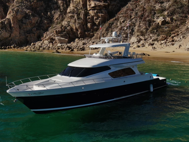 Custom Made custom de alquiler a Cabo San Lucas