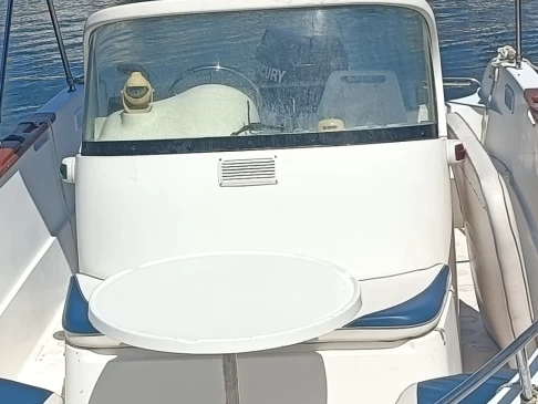 Alquiler Ayguade-Ceinturon - Quicksilver Quicksilver 630 Open Commander en SamBoat