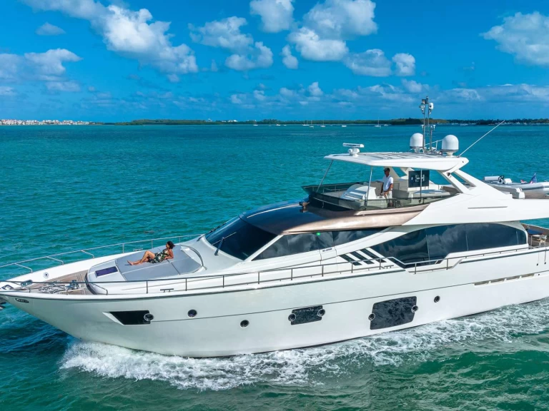 Alquiler Miami - Ferretti HOYA SAXA en SamBoat