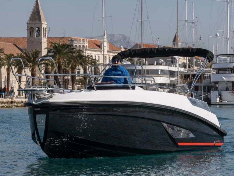 Arrow Arabis 23 Arrow Arabis 23 de alquiler a Trogir
