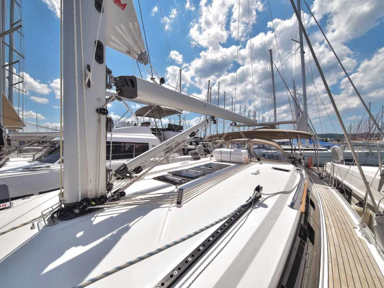 Velero para alquilar Biograd na Moru al mejor precio