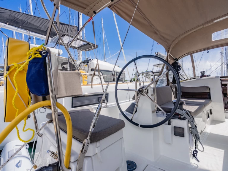 Velero para alquilar Road Town al mejor precio