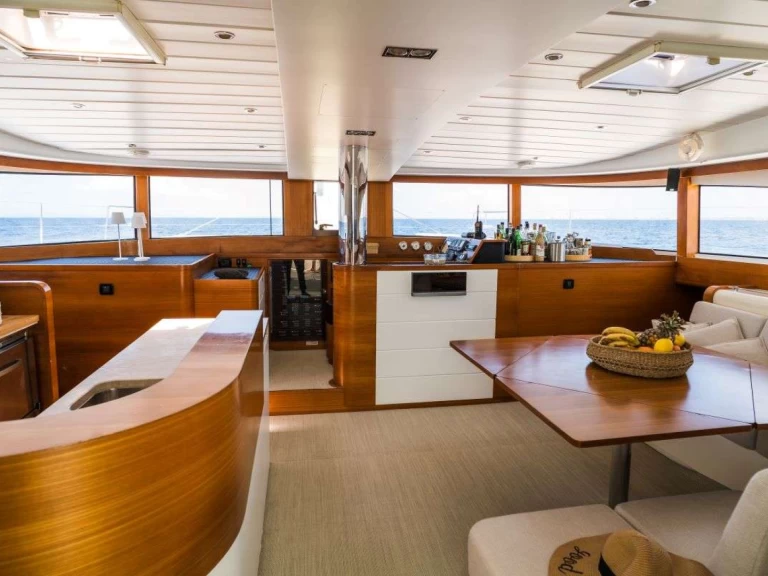 Alquiler de embarcaciones  NYX ONE enRome (Ciudad) en Samboat