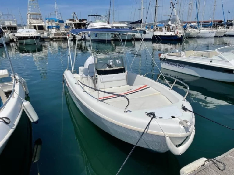 Alquiler Lancha Selva con o sin  título de navegación