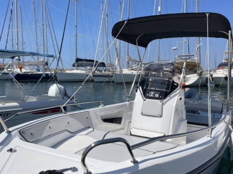Trimarchi Nica 530 de alquiler a Alghero