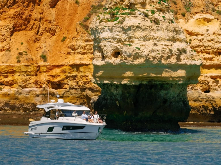 Alquiler de embarcaciones Grandezza 37 CA enVilamoura en Samboat