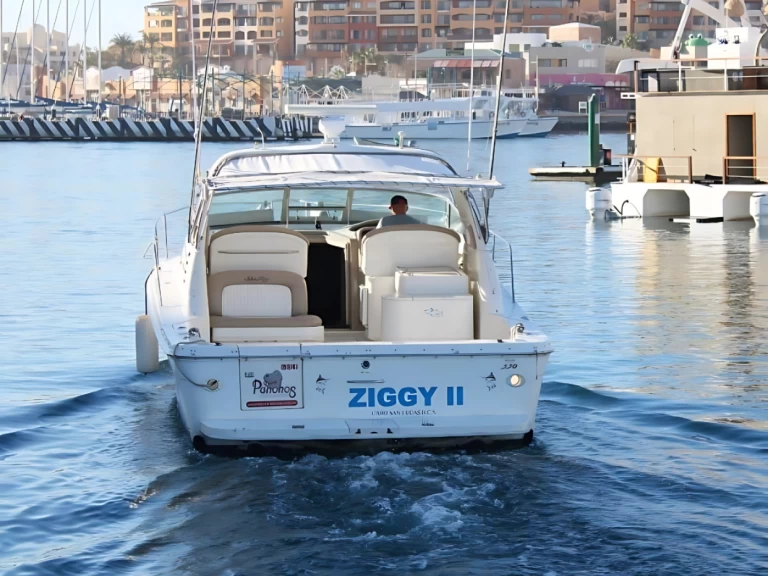 Alquiler Yate de lujo Custom Made con o sin  título de navegación