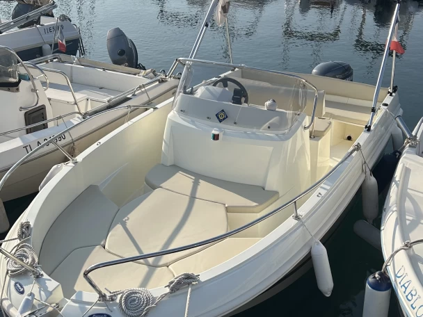 Alquiler Saint-Raphaël - Jeanneau cap-camarat 505 Style en SamBoat