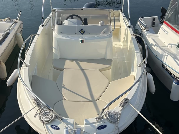 Jeanneau cap-camarat 505 Style de alquiler a Saint-Raphaël