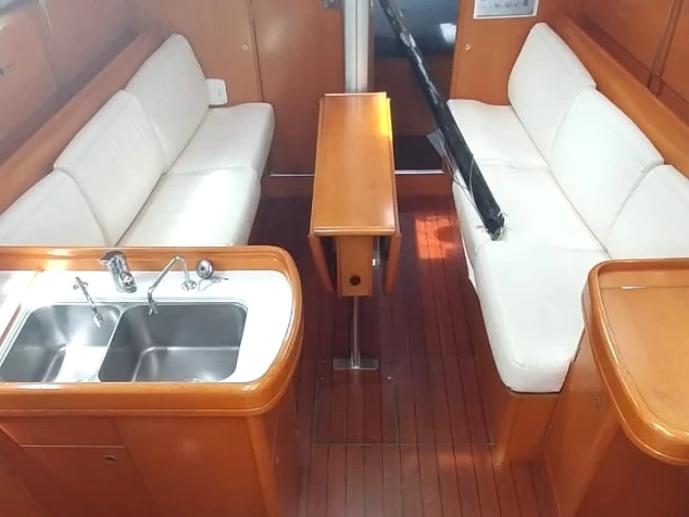 Velero para alquilar La Trinité-sur-Mer al mejor precio