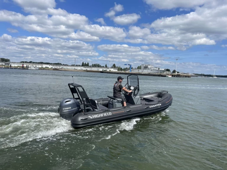 Alquiler de barcos Lorient barato de COASTER 54