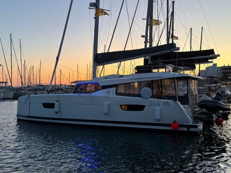 Alquiler Catamarán Fountaine Pajot con o sin  título de navegación