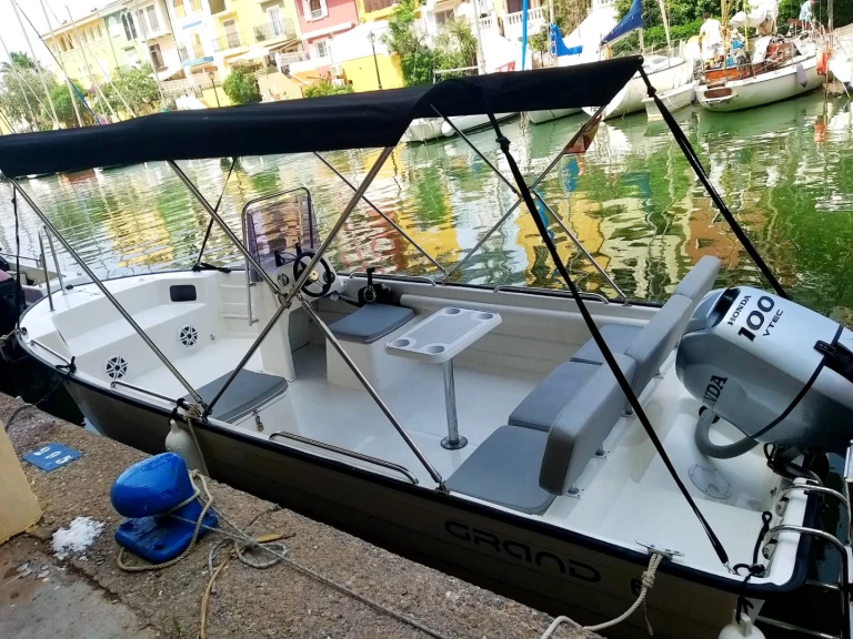 Alquiler de Grand Boats N585 en Port Saplaya