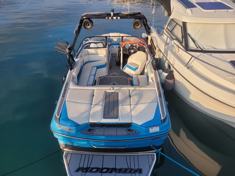 Alquiler de embarcaciones Moomba Mondo enCannes en Samboat