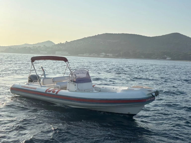 Alquiler de barcos Saint-Raphaël barato de Club man 26