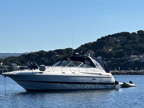 Alquiler de embarcaciones Cruiser-Yacht 4370 enMarsella en Samboat
