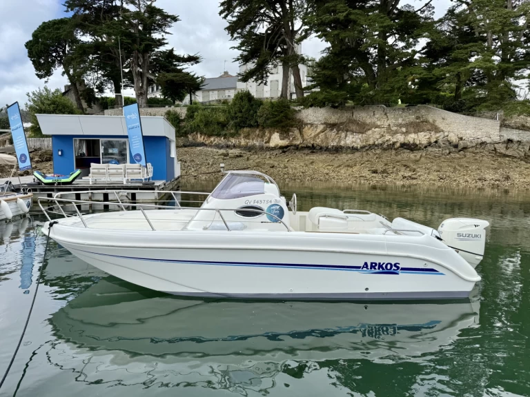 Alquiler Lancha Arkos con o sin  título de navegación