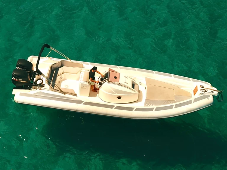 Alquiler de barcos La Ciotat barato de Sport S.900