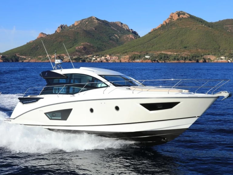 Alquiler de Bénéteau GRAN TURISMO 50 HT en Marine de Sant'Ambrogio