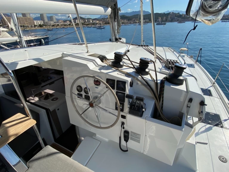 Alquiler Catamarán en Marine de Sant'Ambrogio - Fountaine Pajot Isla 40