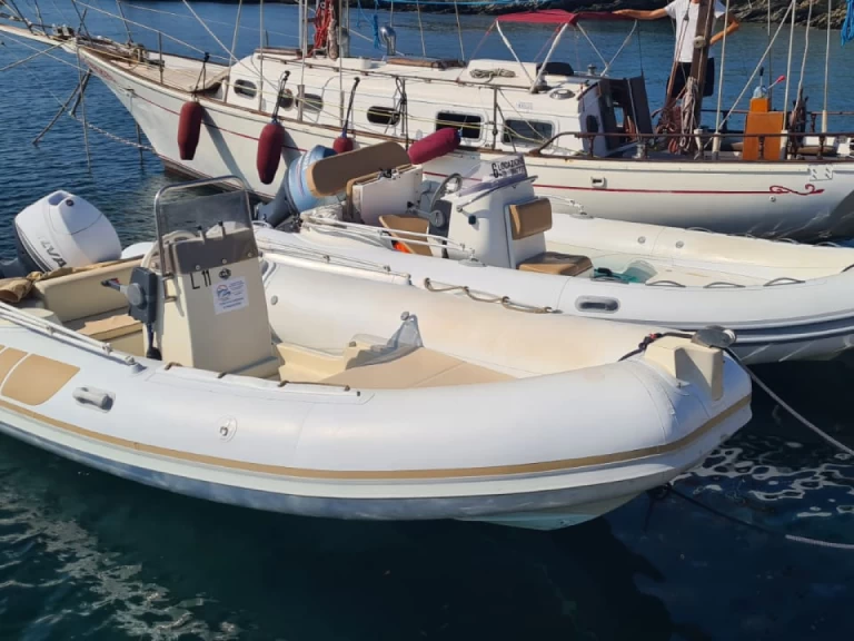 Alquiler de embarcaciones rib marine 550 enStintino en Samboat