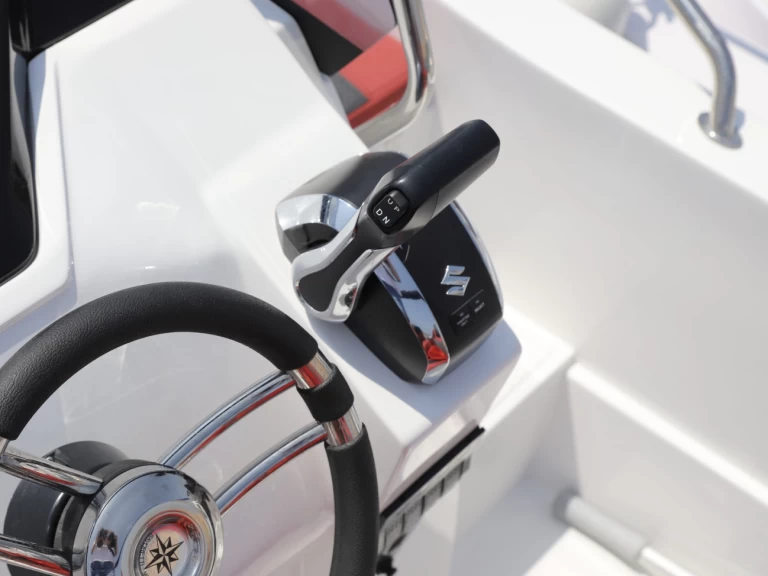 Alquiler de Lancha, con o sin patrón Okiboats l'Escala